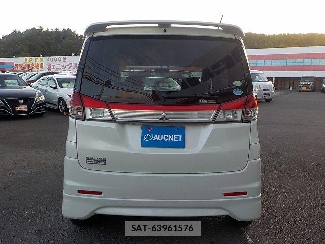 Mitsubishi DELICA 2011-04 8365582-6