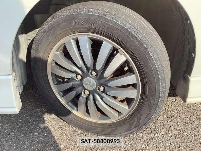 Mitsubishi DELICA 2011-07 8365584-14