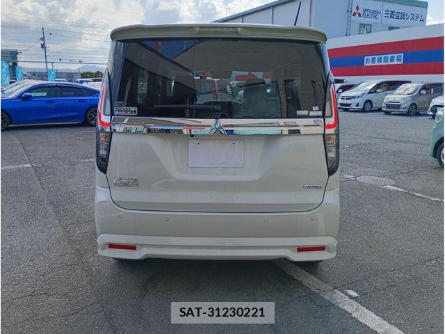 Mitsubishi DELICA 2024-01 8371602-5
