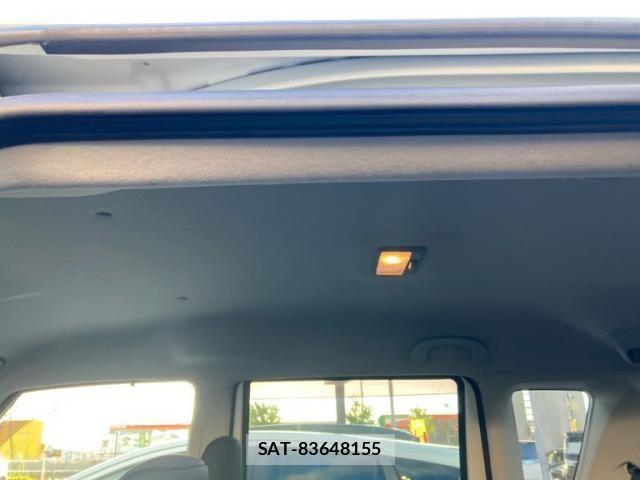 Mitsubishi DELICA 2014-09 8371603-17