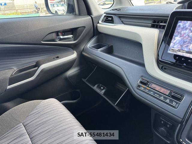 Mitsubishi DELICA 2021-06 8371604-20