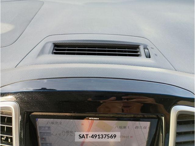 Mitsubishi DELICA 2014-09 8412004-13
