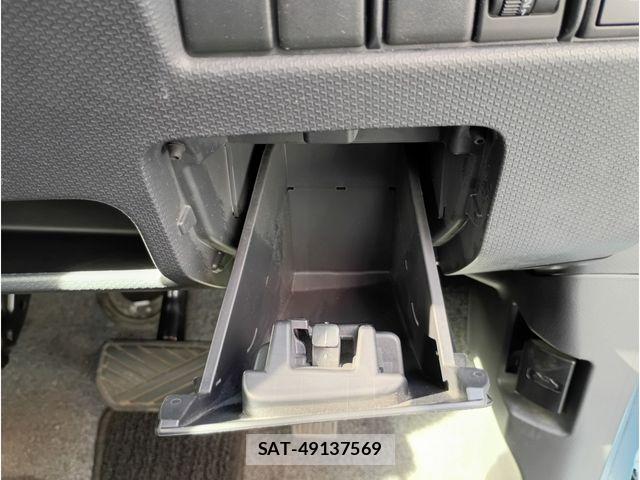 Mitsubishi DELICA 2014-09 8412004-23