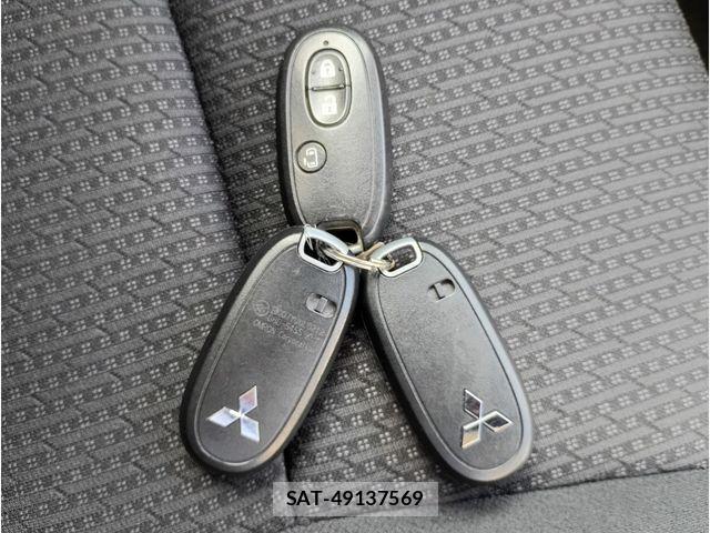 Mitsubishi DELICA 2014-09 8412004-26