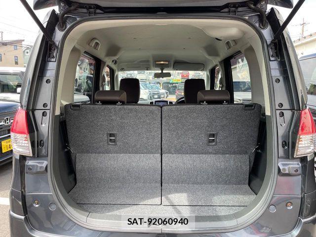 Mitsubishi DELICA 2013-02 8524372-9