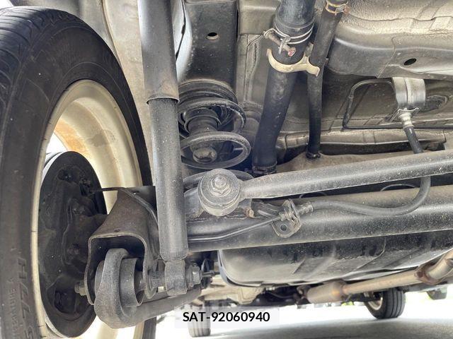 Mitsubishi DELICA 2013-02 8524372-18