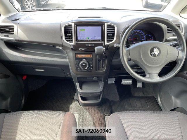 Mitsubishi DELICA 2013-02 8524372-1