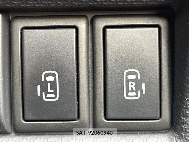 Mitsubishi DELICA 2013-02 8524372-3