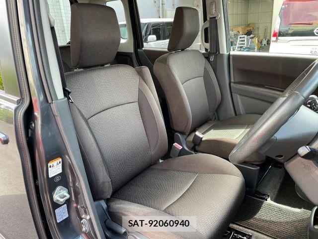 Mitsubishi DELICA 2013-02 8524372-7