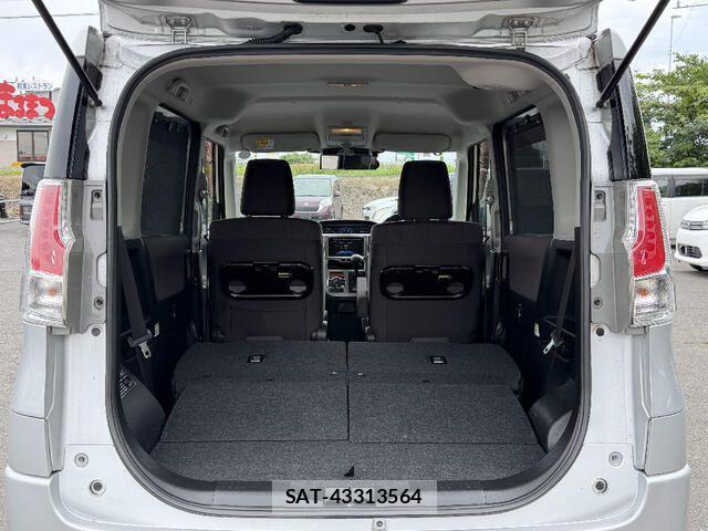 Mitsubishi DELICA 2018-01 8626490-18
