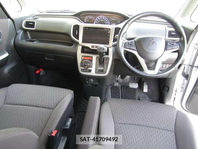 Mitsubishi DELICA 2017-09 8666059-12