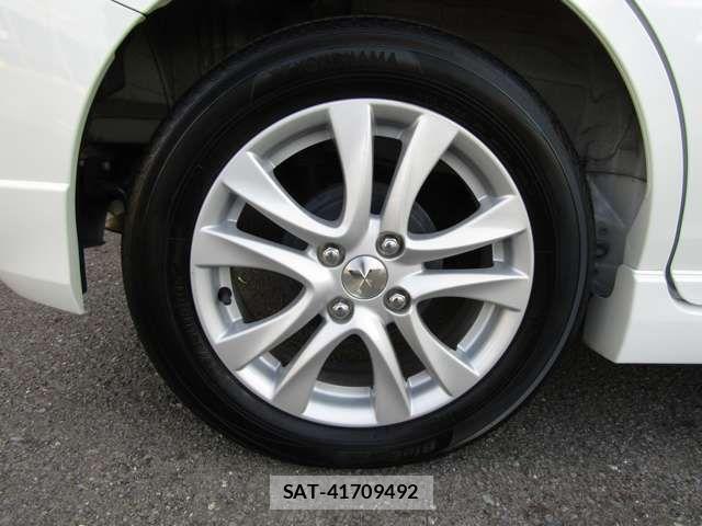 Mitsubishi DELICA 2017-09 8666059-16