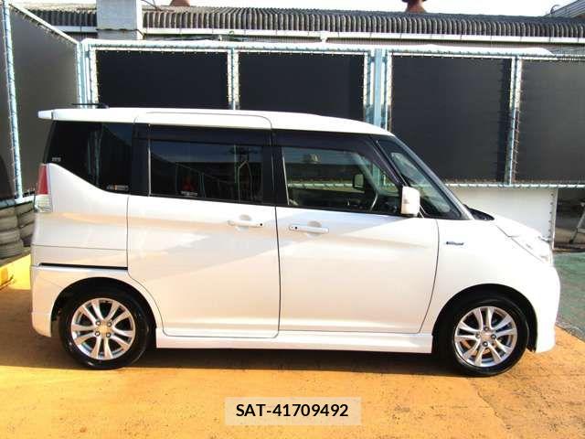 Mitsubishi DELICA 2017-09 8666059-5