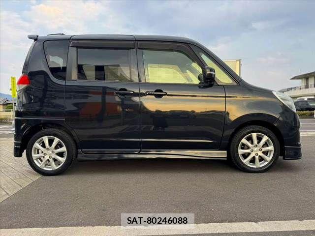 Mitsubishi DELICA 2013-02 8666061-11