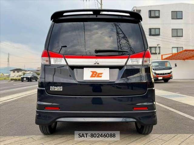 Mitsubishi DELICA 2013-02 8666061-13