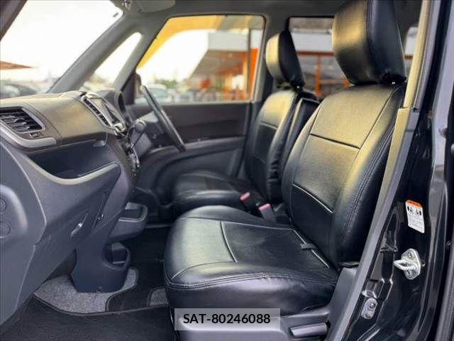 Mitsubishi DELICA 2013-02 8666061-16