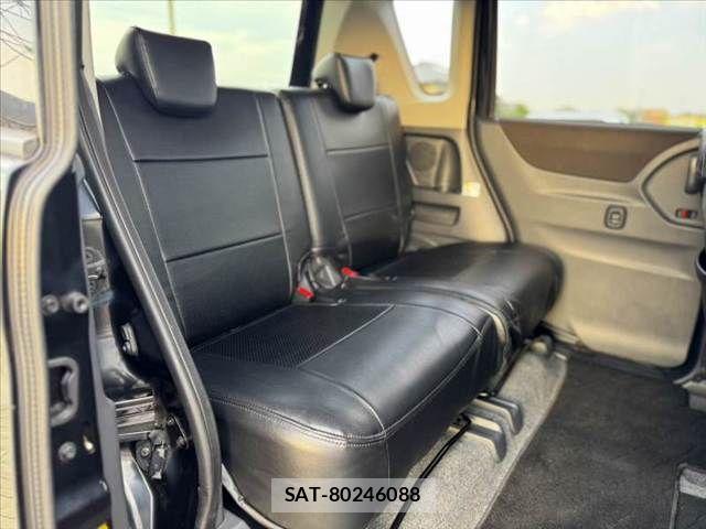 Mitsubishi DELICA 2013-02 8666061-18