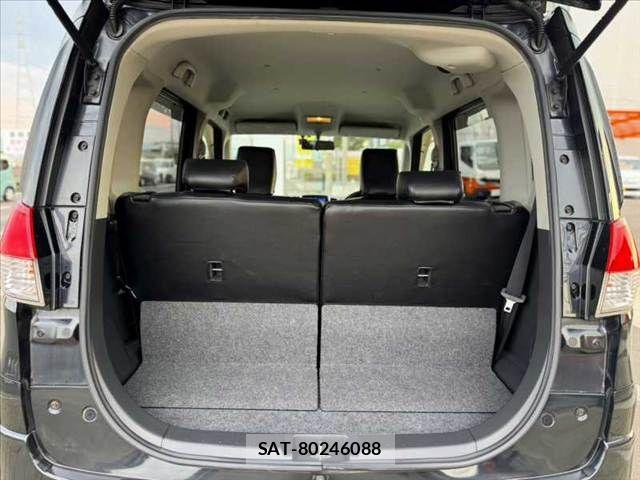 Mitsubishi DELICA 2013-02 8666061-19