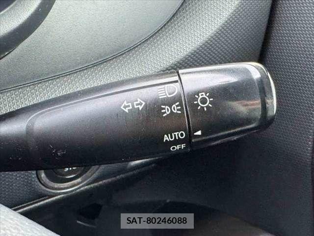 Mitsubishi DELICA 2013-02 8666061-23