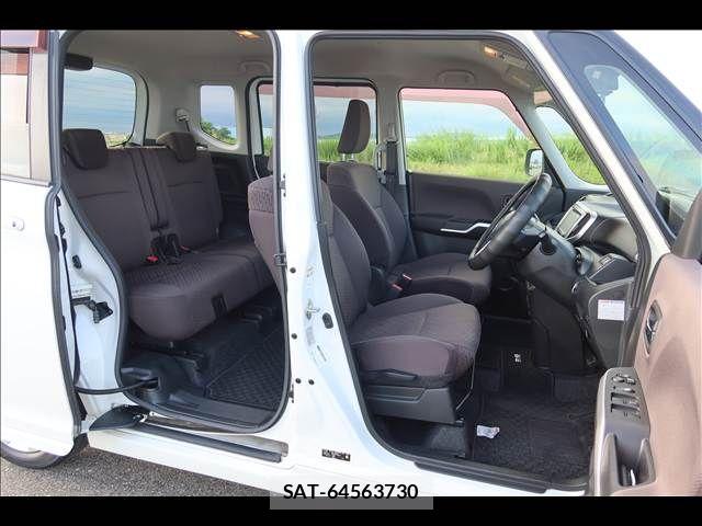 Mitsubishi DELICA 2017-12 8828703-11