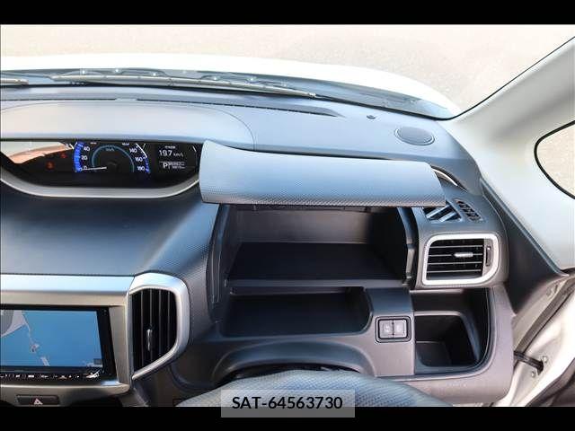 Mitsubishi DELICA 2017-12 8828703-28