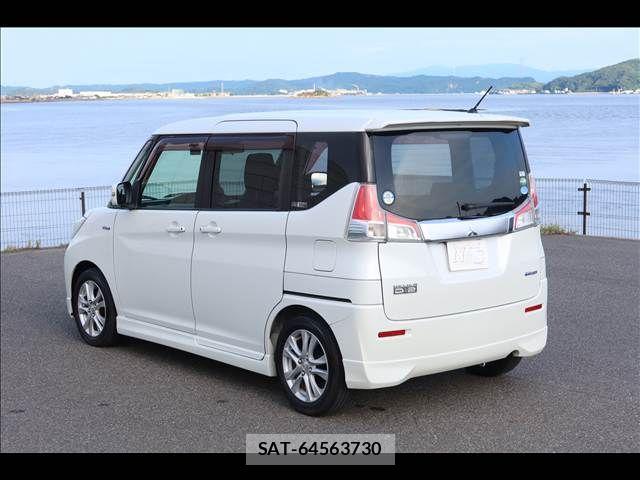 Mitsubishi DELICA 2017-12 8828703-3
