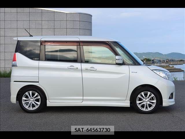 Mitsubishi DELICA 2017-12 8828703-6