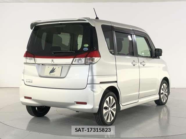 Mitsubishi DELICA 2014-09 8848726-9