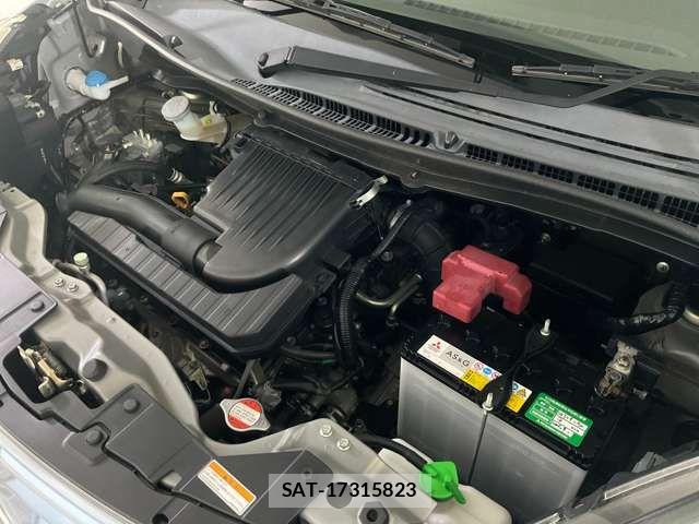 Mitsubishi DELICA 2014-09 8848726-15