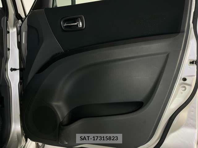 Mitsubishi DELICA 2014-09 8848726-16