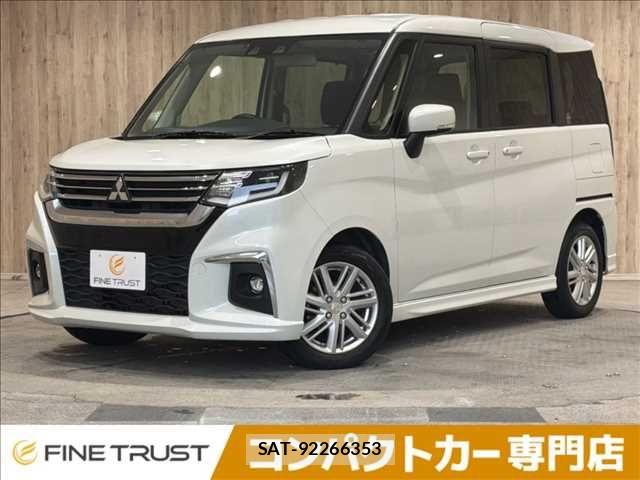 Mitsubishi DELICA 2022-11 8870820-0