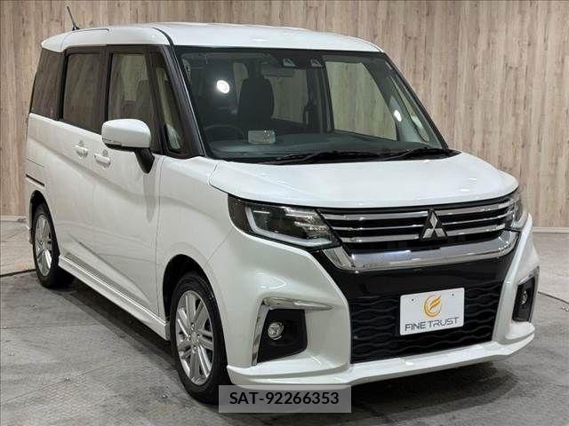 Mitsubishi DELICA 2022-11 8870820-16