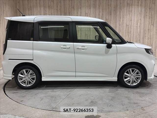 Mitsubishi DELICA 2022-11 8870820-17