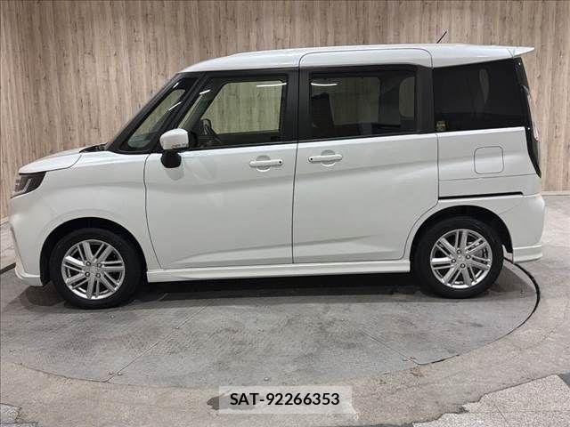 Mitsubishi DELICA 2022-11 8870820-21