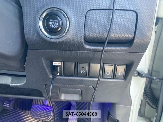 Mitsubishi DELICA 2011-11 8883521-13