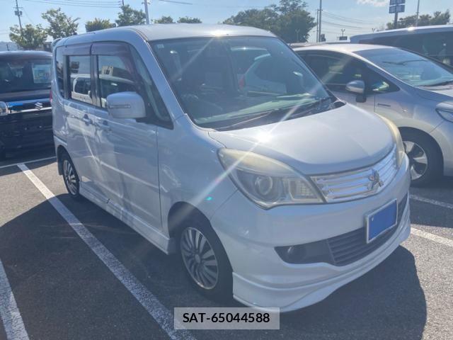 Mitsubishi DELICA 2011-11 8883521-2
