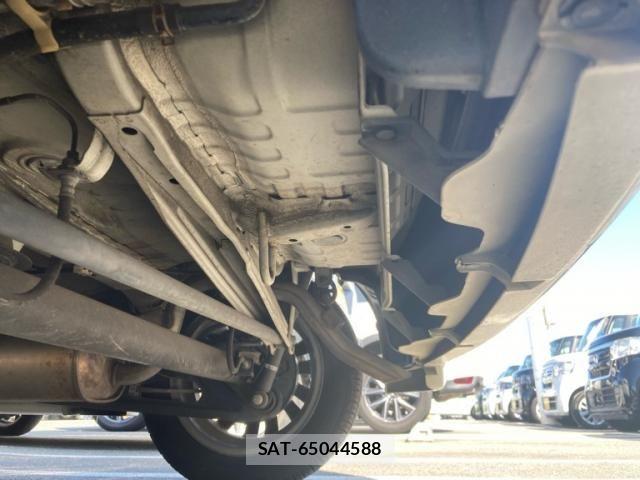 Mitsubishi DELICA 2011-11 8883521-7