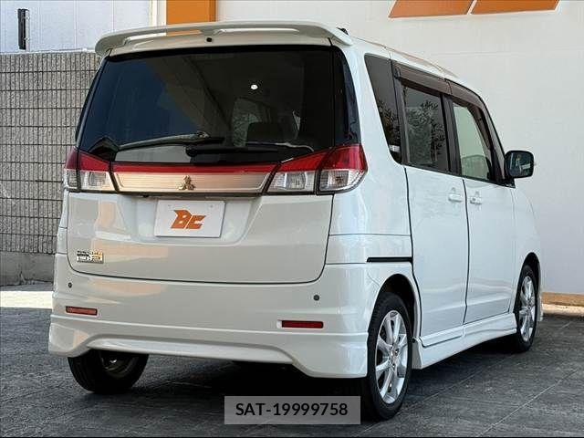 Mitsubishi DELICA 2013-06 6993103-14