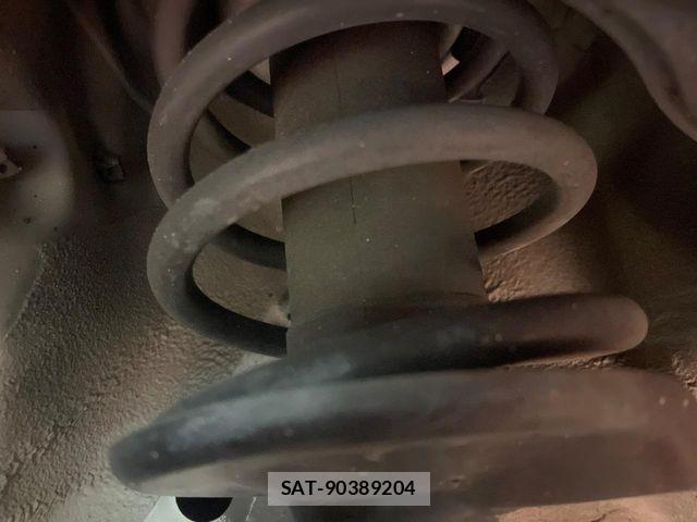 Mitsubishi DELICA 2015-02 7020345-19
