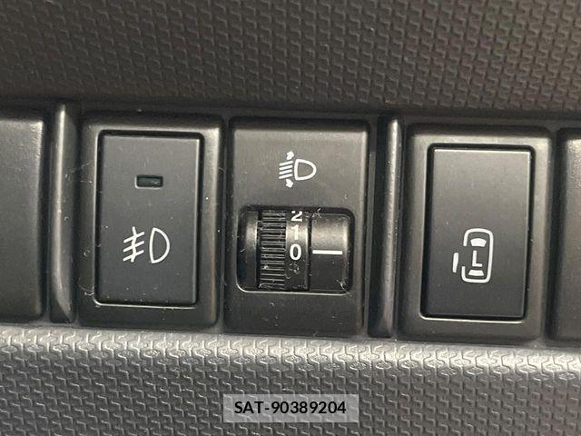 Mitsubishi DELICA 2015-02 7020345-2