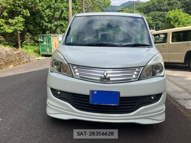 Mitsubishi DELICA 2011-09 7217474-1