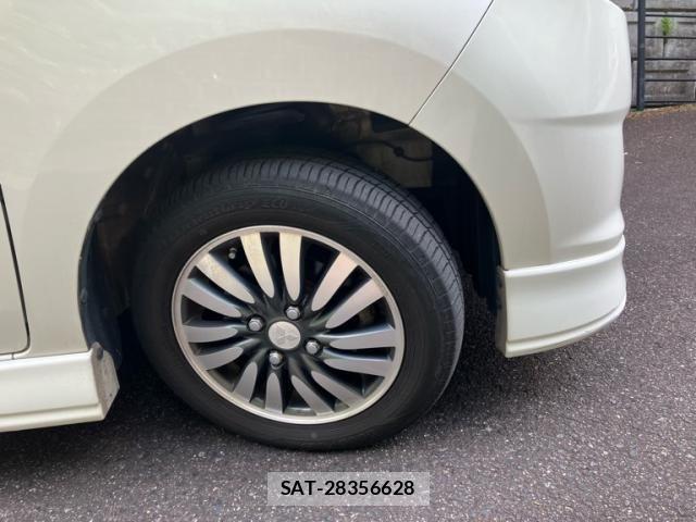 Mitsubishi DELICA 2011-09 7217474-8