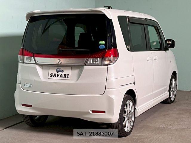Mitsubishi DELICA 2014-02 7616191-9