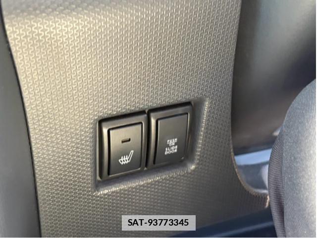 Mitsubishi DELICA 2012-03 7722729-23