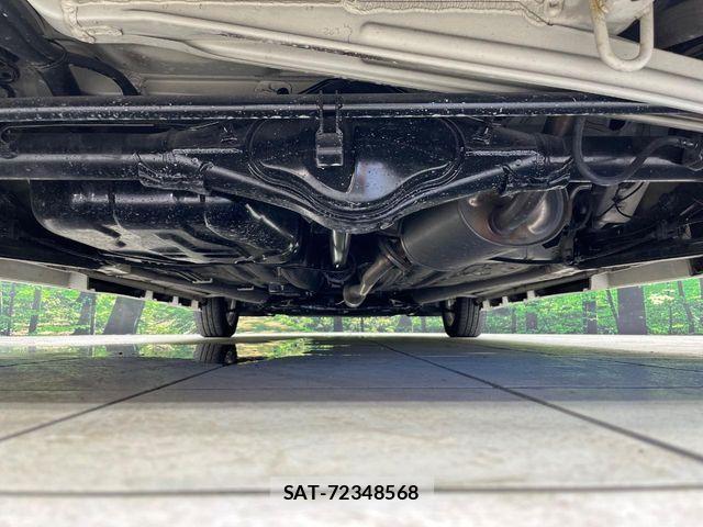 Mitsubishi DELICA 2018-01 8245043-18