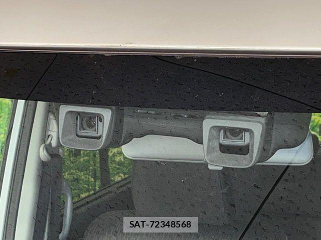 Mitsubishi DELICA 2018-01 8245043-3