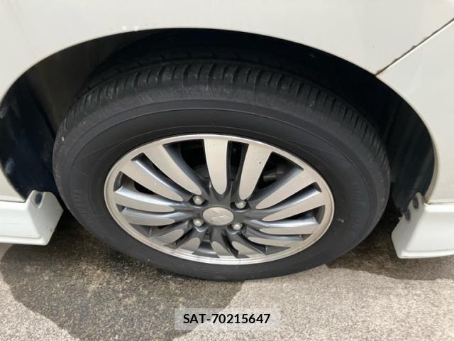 Mitsubishi DELICA 2011-03 8371606-5