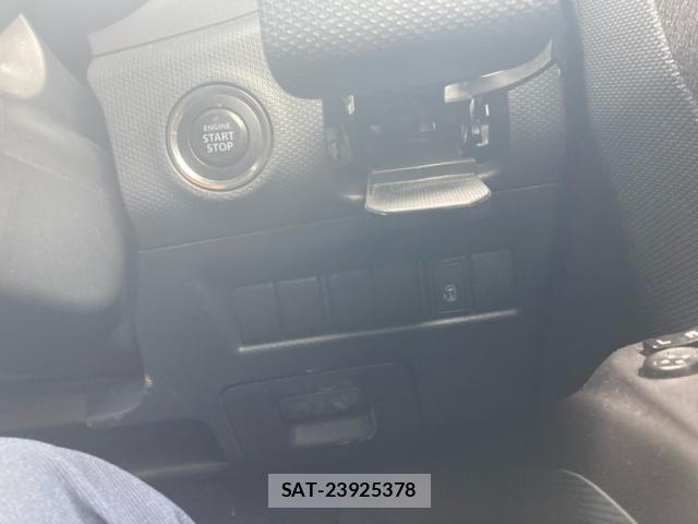 Mitsubishi DELICA 2011-09 8371605-16