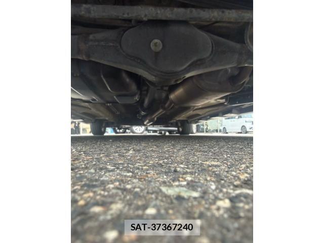 Mitsubishi DELICA 2012-10 8561688-9