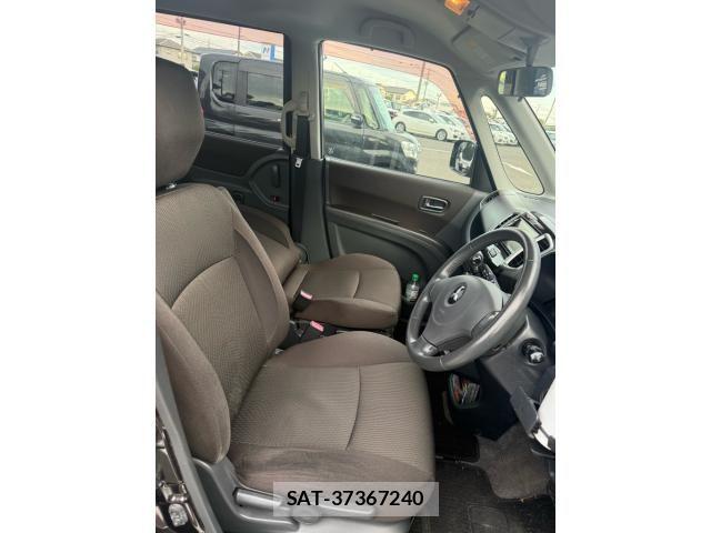Mitsubishi DELICA 2012-10 8561688-11